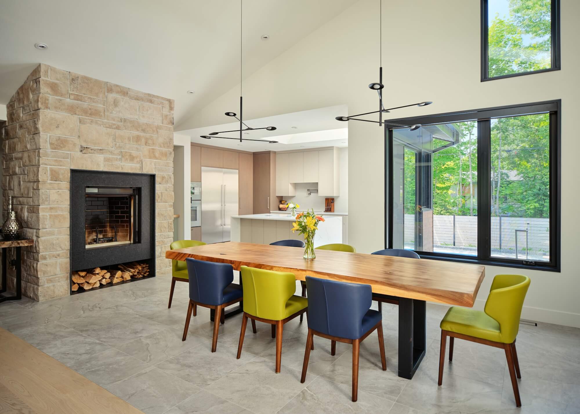 Ottawa Cunningham Park Modern house showcase in Alta Vista