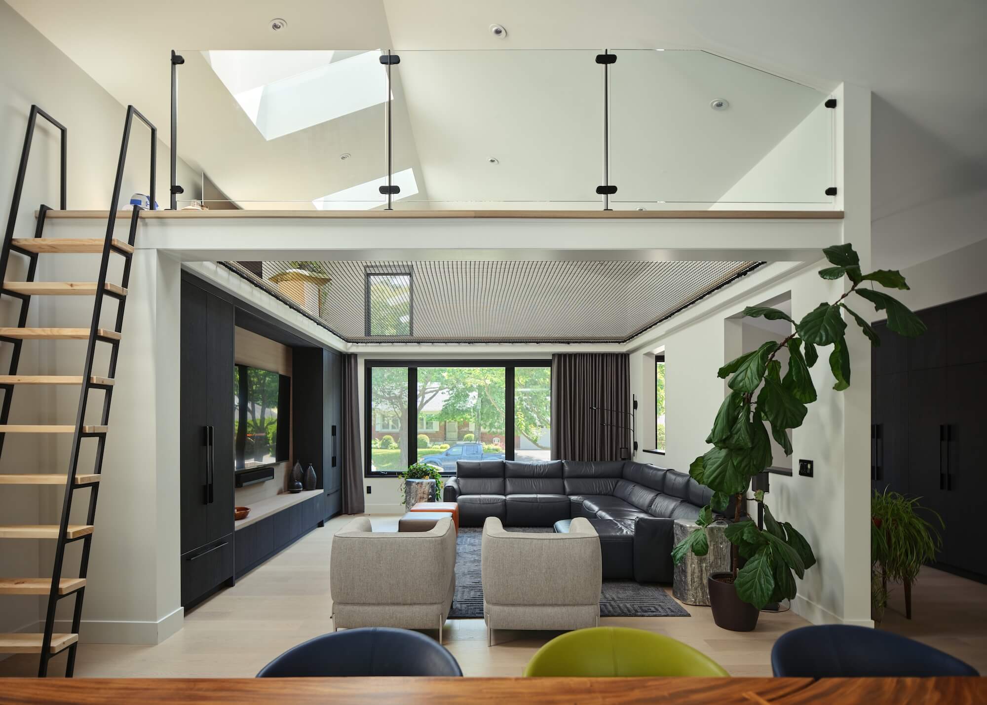 Ottawa Cunningham Park Modern house showcase in Alta Vista