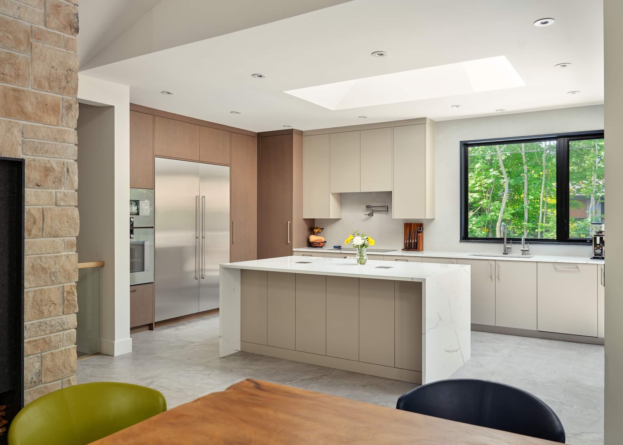 Ottawa Cunningham Park Modern house showcase in Alta Vista