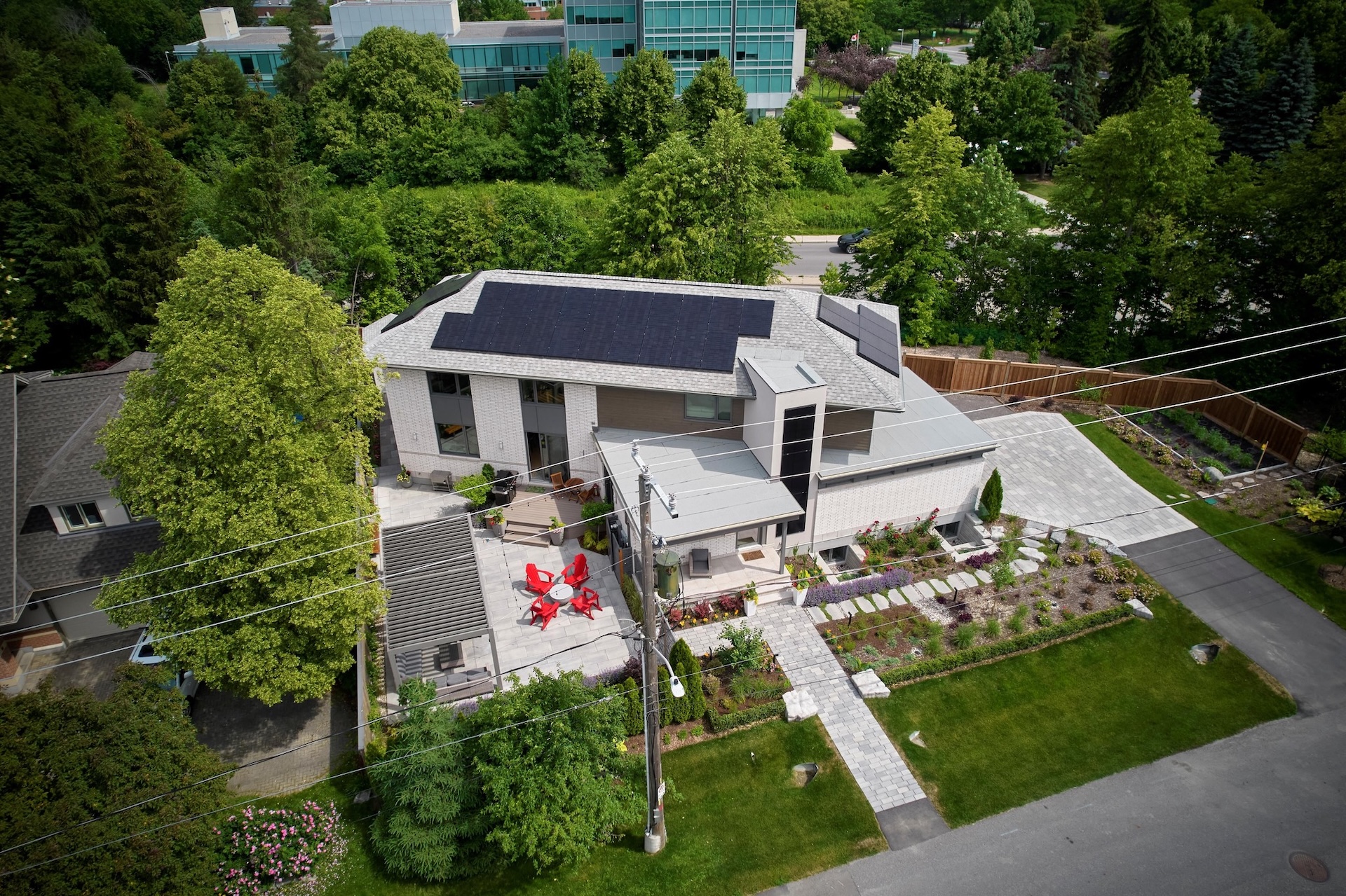 Rideau Gardens house showcase in Glencairn
