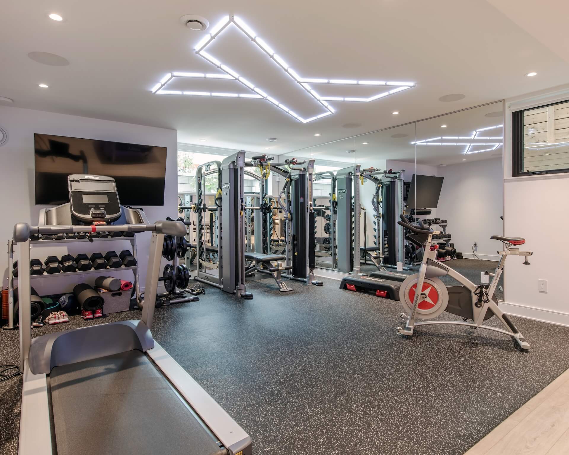 Rideau Gardens house showcase in Glencairn