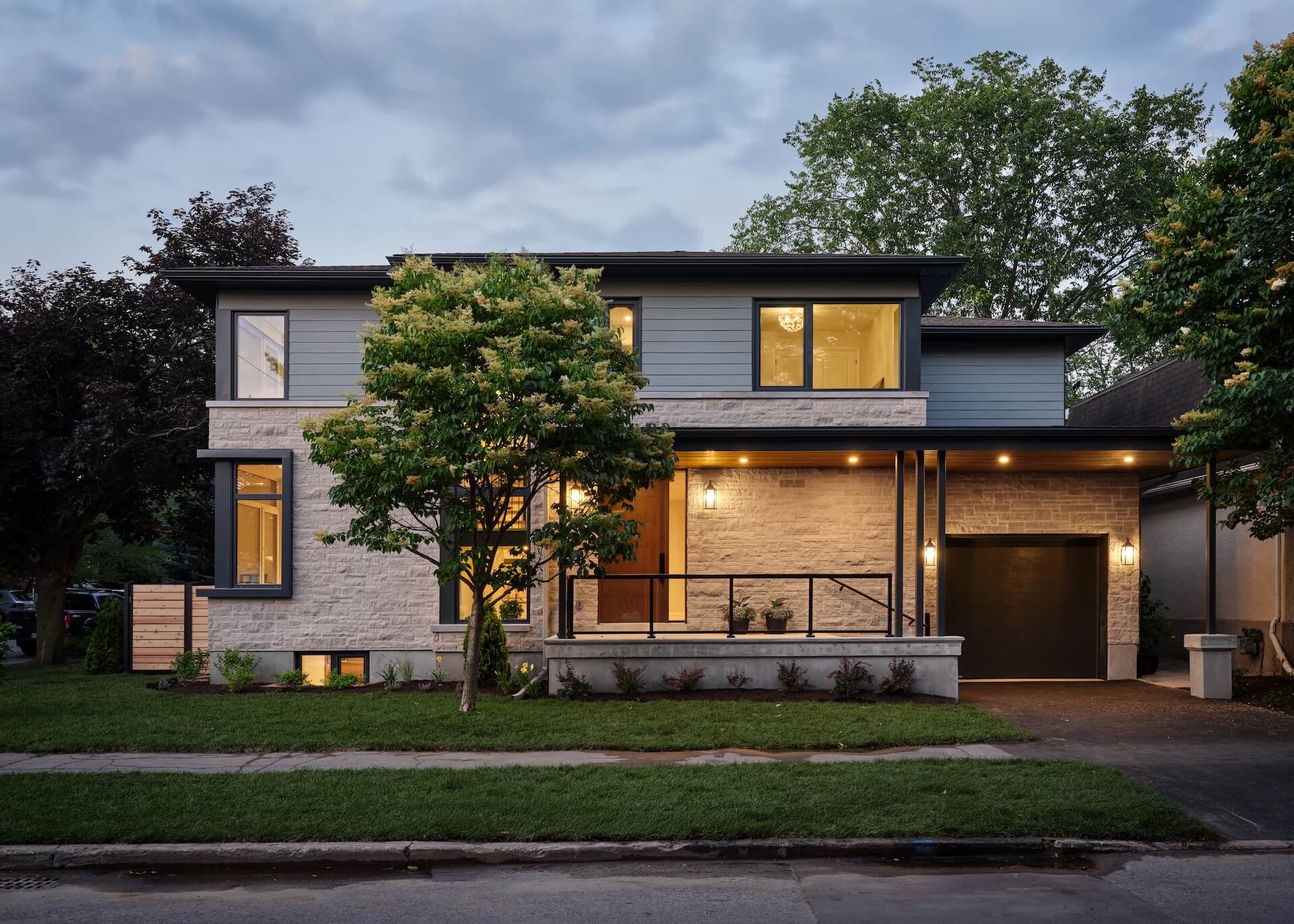 Ironspot Modern house showcase in Colverdale