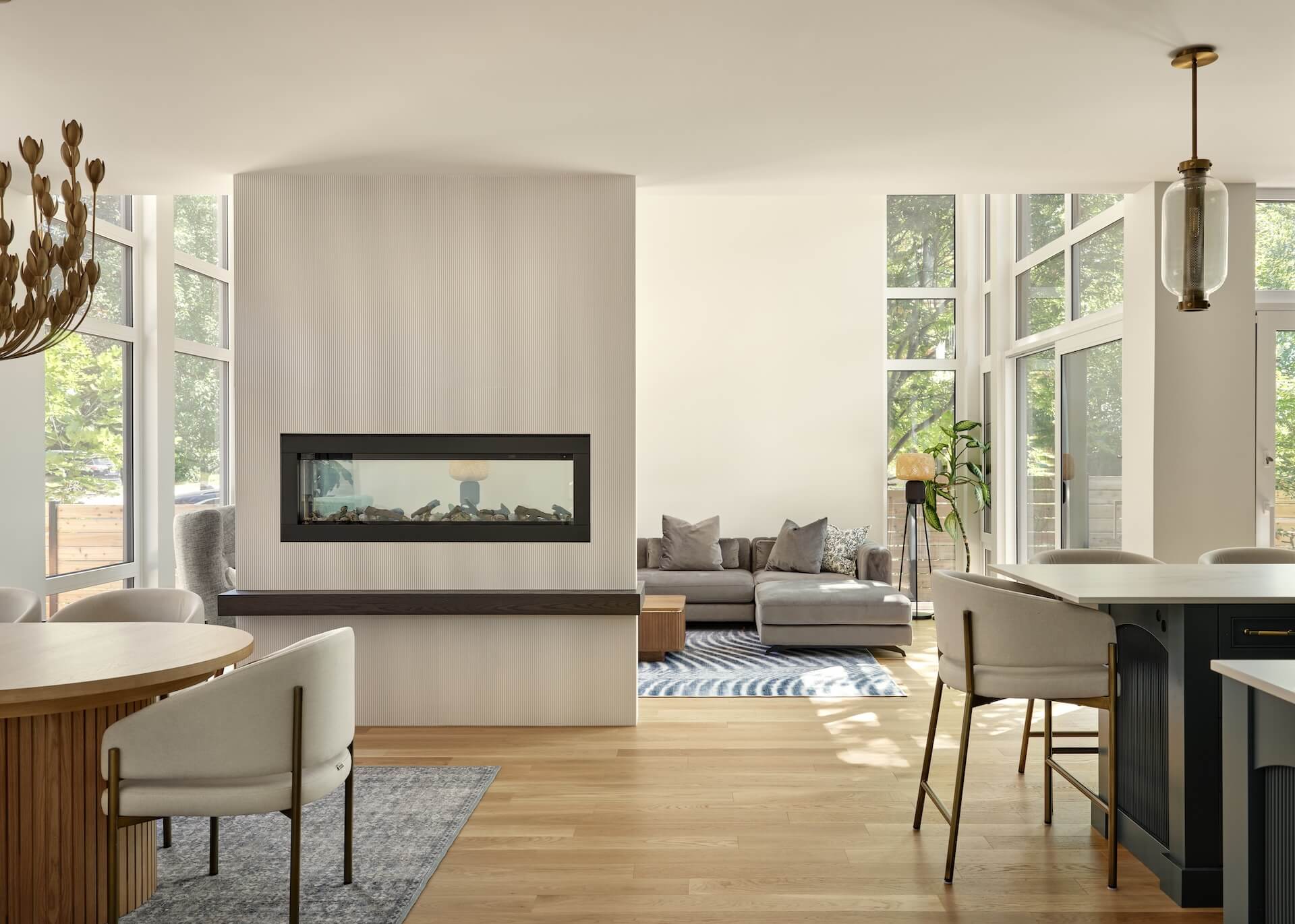 Ironspot Modern house showcase in Colverdale
