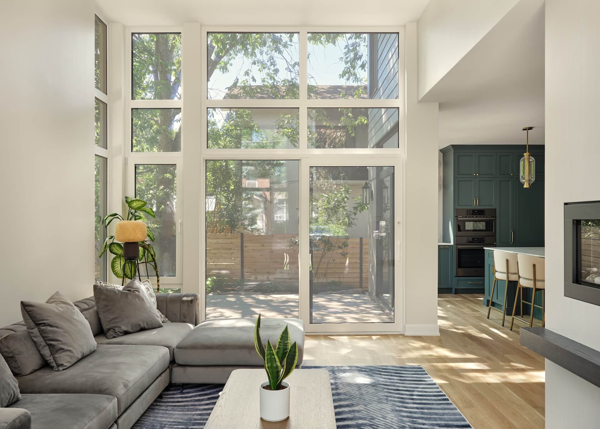 Ironspot Modern house showcase in Colverdale
