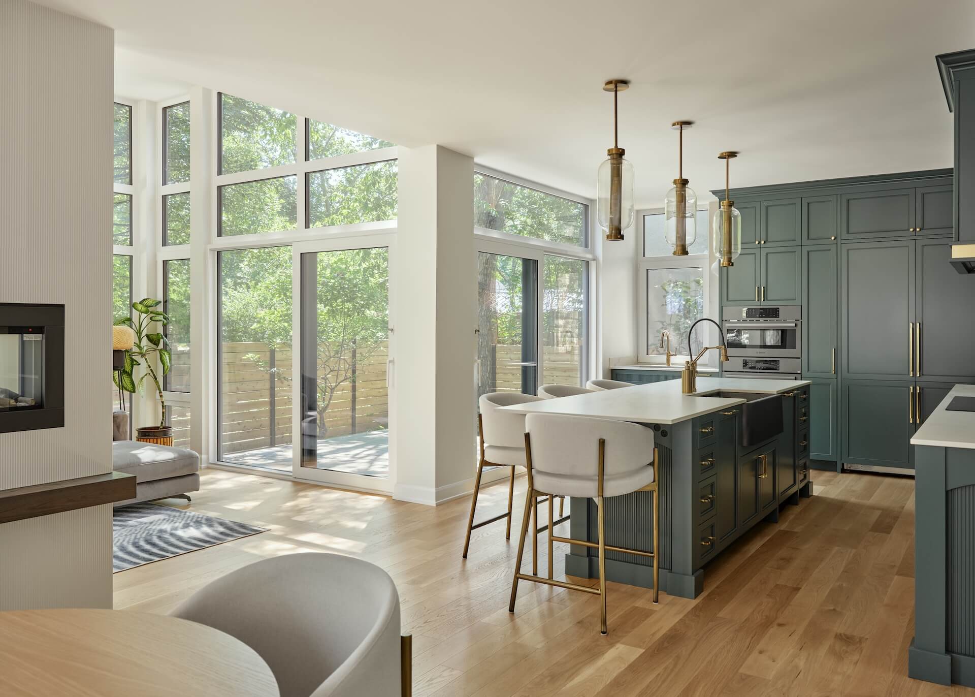 Ironspot Modern house showcase in Colverdale
